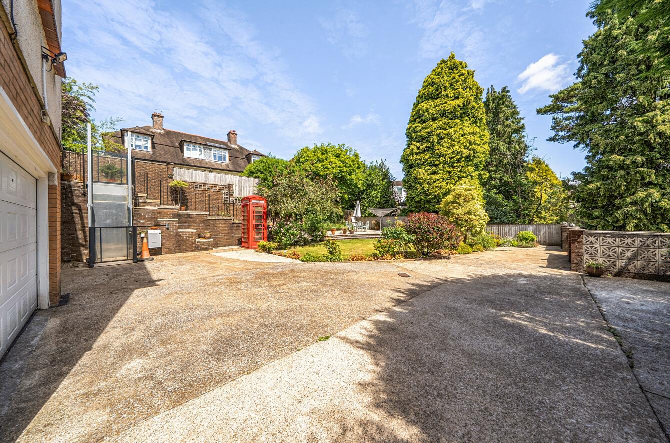 Parc Wern Road, Sketty, Swansea, SA2 0SF